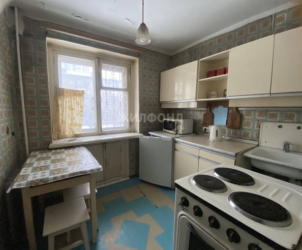 
   Продам 2-комнатную, 46 м², Орджоникидзе  ул, 52

. Фото 1.