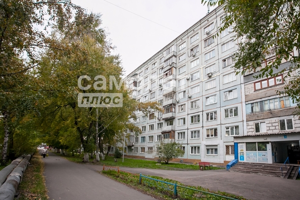 
   Продам 1-комнатную, 32.8 м², Ворошилова ул, 12

. Фото 1.