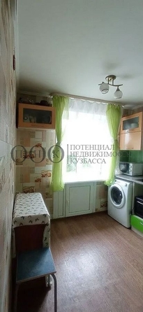 
   Продам 3-комнатную, 60 м², Юрия Смирнова ул, 6

. Фото 4.