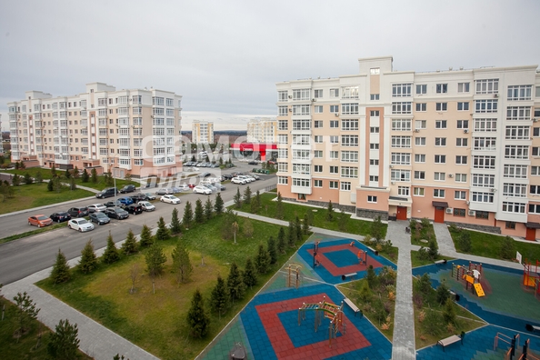 
   Продам 2-комнатную, 46.4 м², Солнечный б-р, 22

. Фото 2.