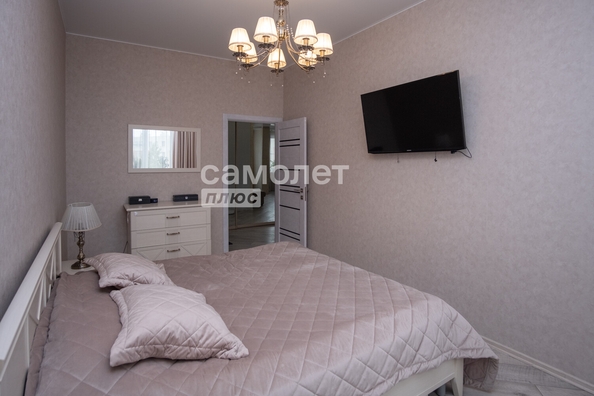 
   Продам 3-комнатную, 92.8 м², Осенний б-р, 8

. Фото 11.