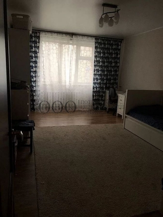 
   Продам 2-комнатную, 87.5 м², Дружбы ул, 35б

. Фото 2.