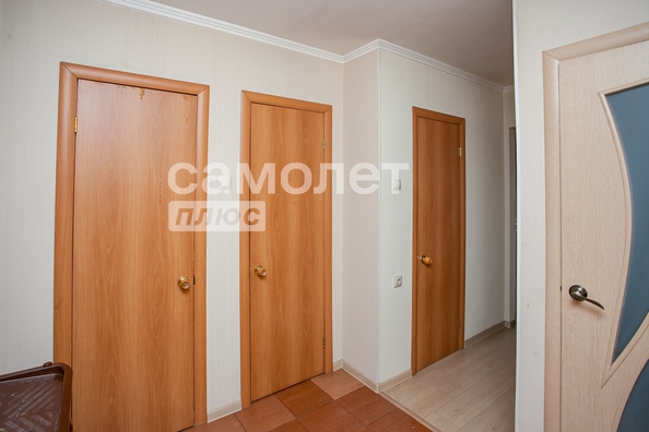 
   Продам 1-комнатную, 43.8 м², Линия 1-я ул, 2А

. Фото 3.