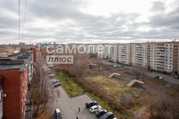 
   Продам 2-комнатную, 47.1 м², Веры Волошиной ул, 10

. Фото 18.