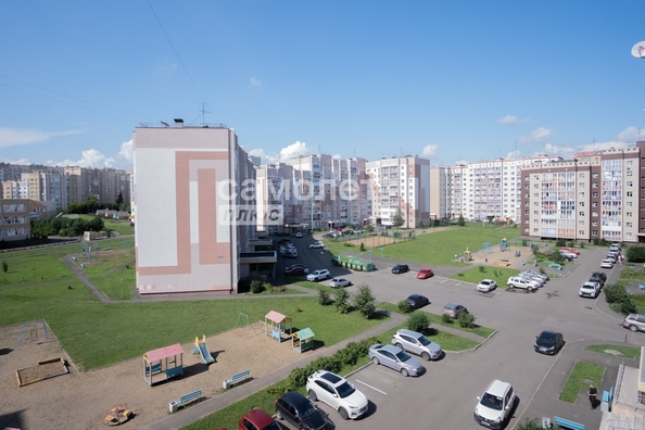 
   Продам 3-комнатную, 62.4 м², Серебряный бор ул, 11

. Фото 3.