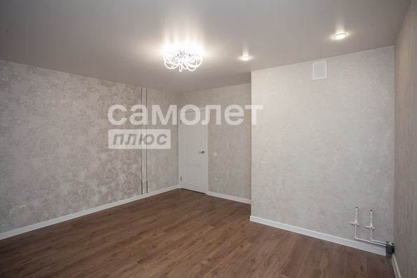 
   Продам 2-комнатную, 40.5 м², Космическая ул, 2в

. Фото 5.