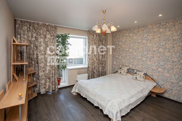 
   Продам 4-комнатную, 126.1 м², Свободы ул, 6

. Фото 6.