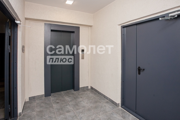 
   Продам 2-комнатную, 43.5 м², Строителей б-р, 60к2

. Фото 21.