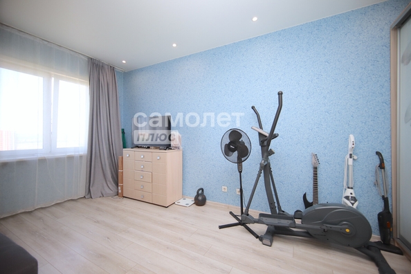 
  Продается 1-комн. квартира, 32.4 м², Строителей б-р, д. 59/1
. Фото 2.