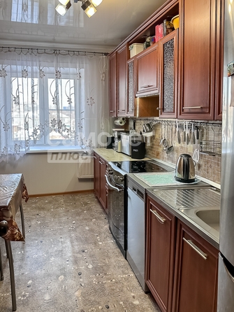 
   Продам 2-комнатную, 52.3 м², Чекмарева ул, 13

. Фото 4.