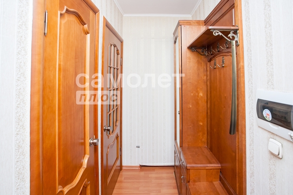 
  Продается 3-комн. квартира, 54.6 м², Ленина пр-кт, д. 76
. Фото 3.
