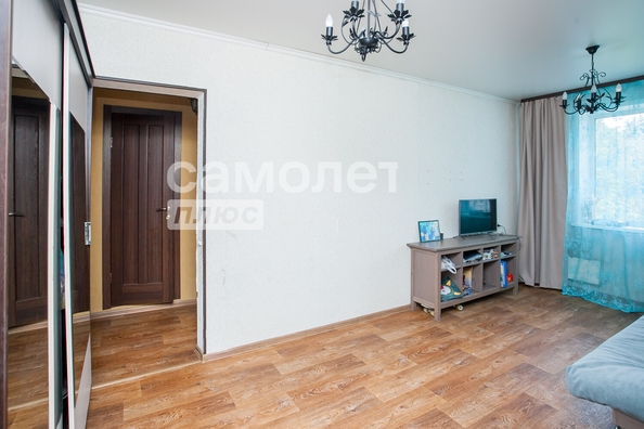 
   Продам 3-комнатную, 62.8 м², Строителей б-р, 52а

. Фото 16.