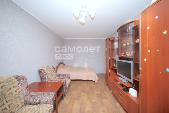 
   Продам 1-комнатную, 30.7 м², Шахтеров пр-кт, 36а

. Фото 3.