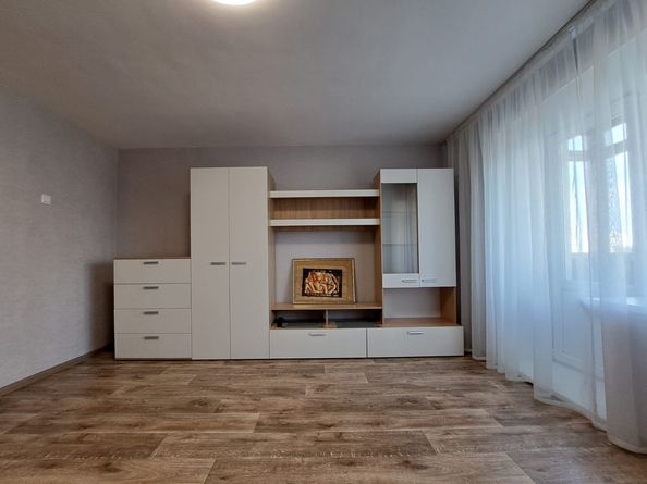 
  Сдам в аренду 1-комнатную квартиру, 38.5 м², Новокузнецк

. Фото 7.