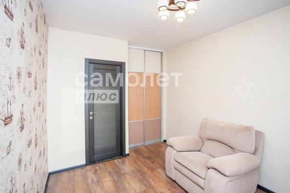 
   Продам 4-комнатную, 75.8 м², Свободы ул, 21

. Фото 19.