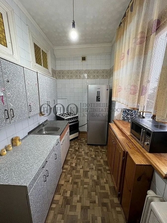 
   Продам 3-комнатную, 64.6 м², Николая Островского ул, 29

. Фото 3.