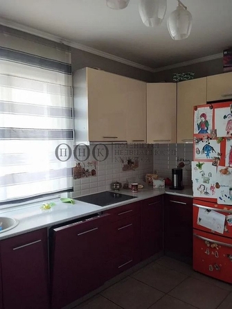 
   Продам 3-комнатную, 81.9 м², Авроры ул, 10

. Фото 18.