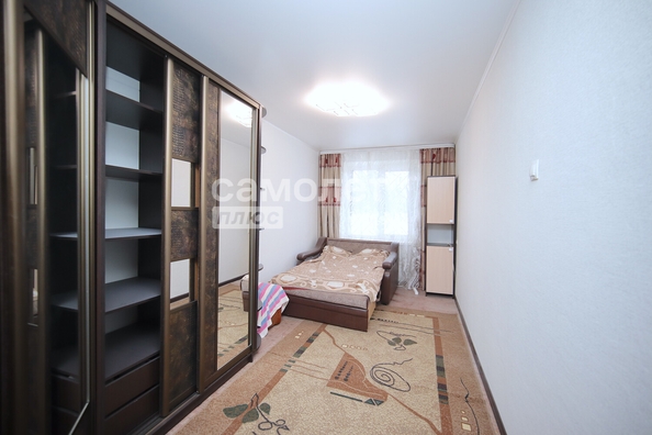 
   Продам 2-комнатную, 46 м², Строителей б-р, 16

. Фото 4.