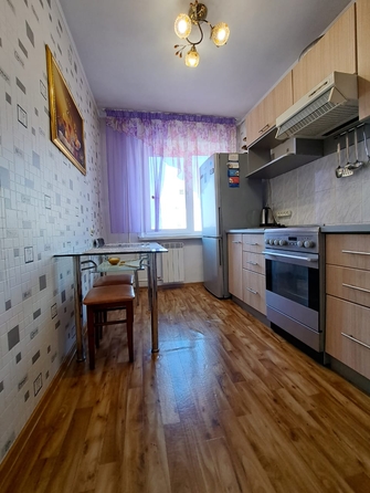 
   Продам 3-комнатную, 55.2 м², Тореза  ул, 93

. Фото 10.