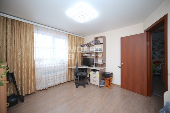 
   Продам коттедж, 140 м², Кемерово

. Фото 15.