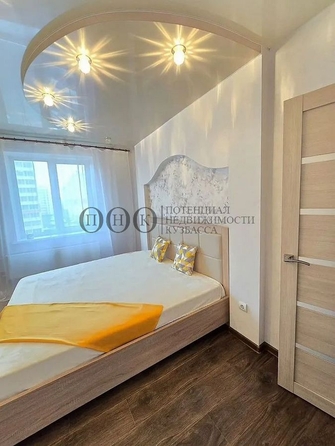 
   Продам 2-комнатную, 60 м², Серебряный бор ул, 21

. Фото 1.