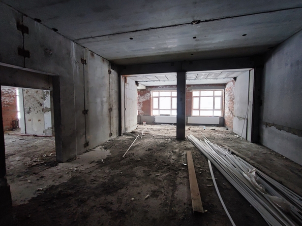 
  Продается торговая площадь, 240 м², Веры Волошиной ул, д. 22Ак1
. Фото 2.