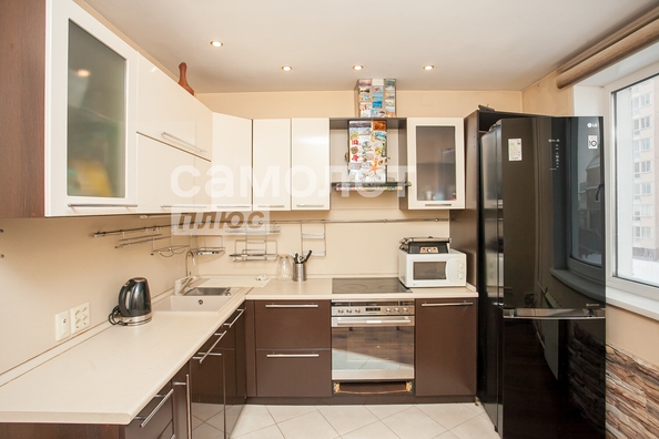
  Продается 3-комн. квартира, 82.4 м², Свободы ул, д. 35
. Фото 5.