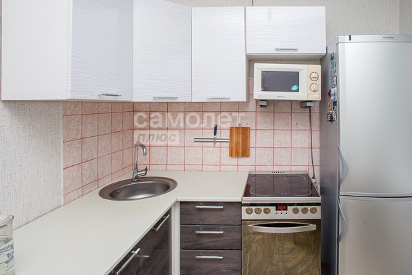 
   Продам 2-комнатную, 43.5 м², Патриотов ул, 14А

. Фото 11.