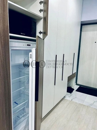 
   Продам 1-комнатную, 31 м², Космическая ул, 2Б

. Фото 15.