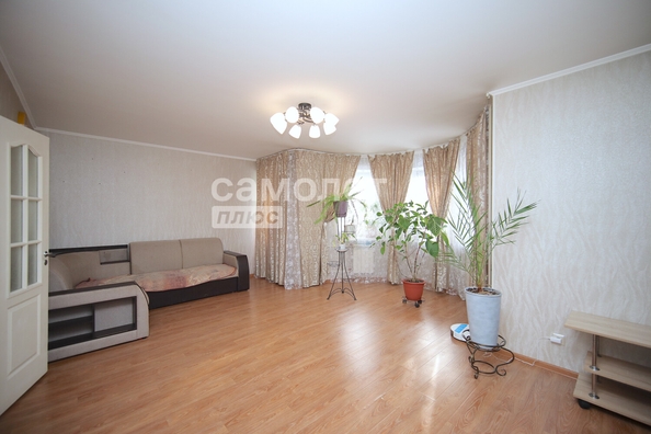 
   Продам 3-комнатную, 89.9 м², Глинки ул, 5

. Фото 12.