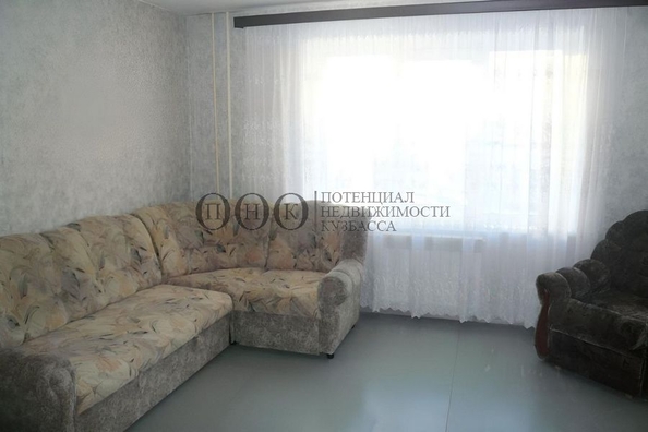 
   Продам 3-комнатную, 64 м², Авроры ул, 6

. Фото 7.