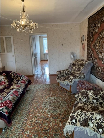 
   Продам 3-комнатную, 60 м², Веры Соломиной  ул, 24

. Фото 2.