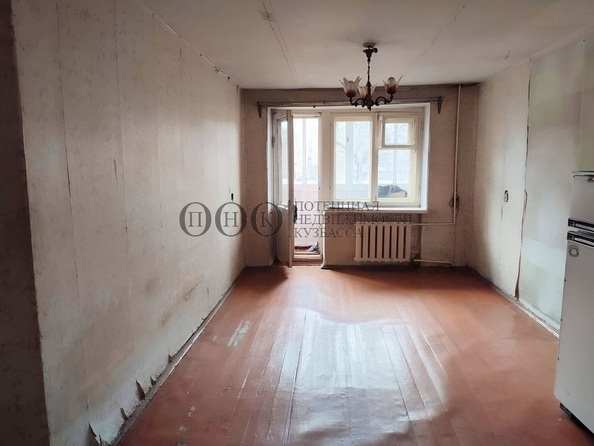 
   Продам 3-комнатную, 60 м², Юрия Смирнова ул, 20

. Фото 4.