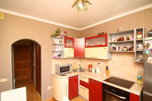 
  Продается 4-комн. квартира, 73.8 м², Институтская ул, д. 28
. Фото 1.