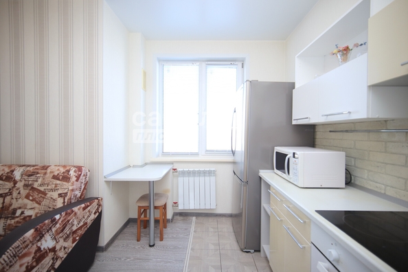 
   Продам 2-комнатную, 42.5 м², Кедровый б-р, 2

. Фото 11.