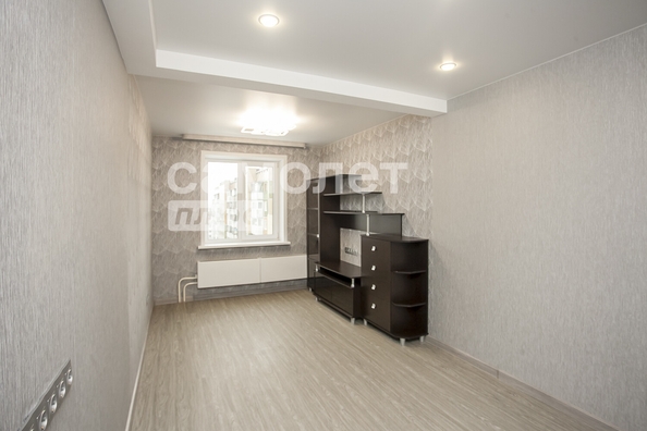 
   Продам 2-комнатную, 45.5 м², Космическая ул, 4в/1

. Фото 1.