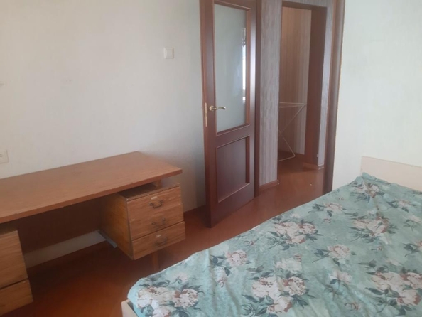 
  Сдам в аренду 3-комнатную квартиру, 59 м², Новокузнецк

. Фото 14.