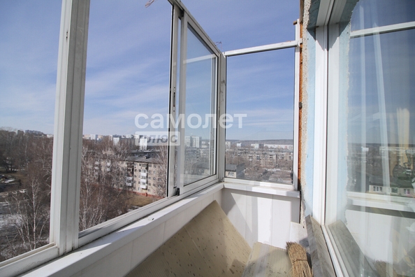 
  Продается 3-комн. квартира, 70.5 м², Ленина пр-кт, д. 146
. Фото 9.