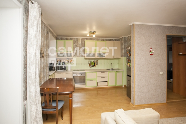 
   Продам 4-комнатную, 75.4 м², Шахтеров пр-кт, 61Б

. Фото 7.