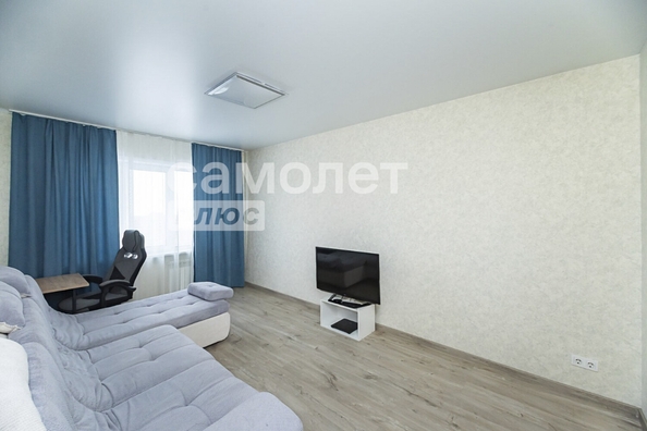 
  Продается 2-комн. квартира, 57 м², Строителей б-р, д. 57/1
. Фото 23.