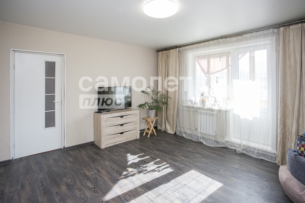 
  Продается 4-комн. квартира, 74.3 м², Московский пр-кт, д. 17
. Фото 1.