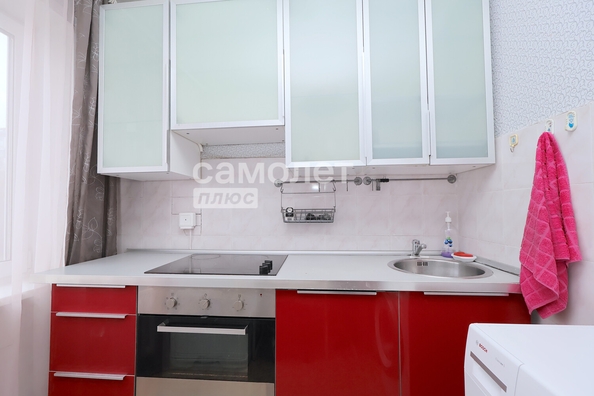 
  Продается 2-комн. квартира, 49.5 м², Строителей б-р, д. 42Б
. Фото 3.