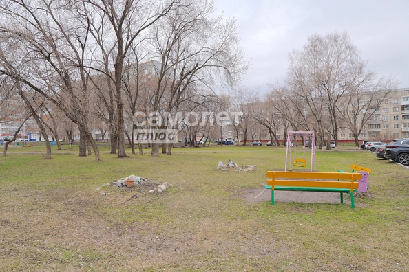 
  Продается 2-комн. квартира, 49.5 м², Строителей б-р, д. 42Б
. Фото 16.