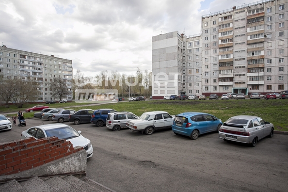
   Продам 1-комнатную, 30.3 м², Строителей б-р, 56/2

. Фото 19.