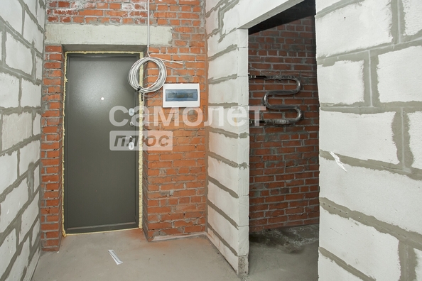 
   Продам 1-комнатную, 27.1 м², Строителей б-р, 73а

. Фото 7.