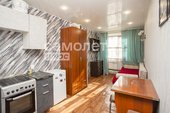 
   Продам 1-комнатную, 18.3 м², Ворошилова ул, 12

. Фото 1.