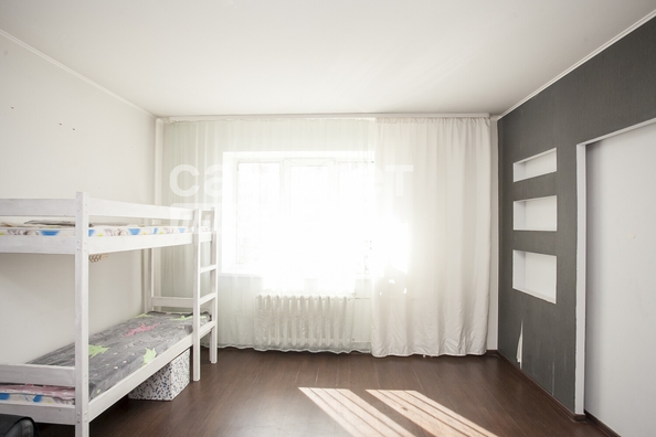 
   Продам 2-комнатную, 60 м², Шахтеров пр-кт, 68

. Фото 2.