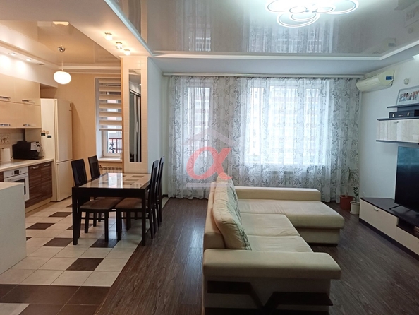 
   Продам 3-комнатную, 81 м², Гагарина ул, 52

. Фото 1.