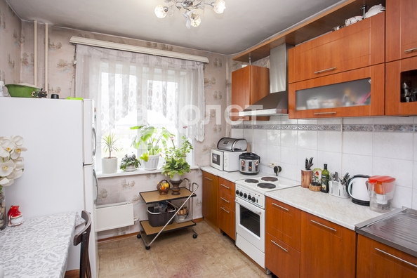 
  Продается 3-комн. квартира, 63 м², Химиков пр-кт, д. 15
. Фото 3.