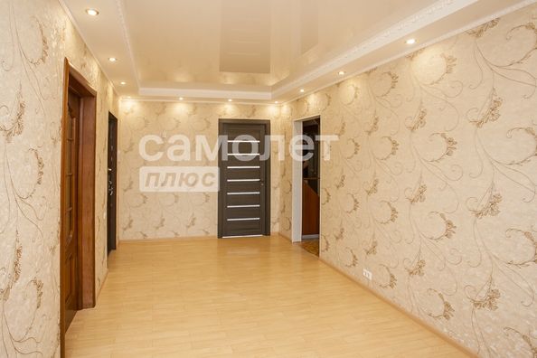 
   Продам 3-комнатную, 70 м², Молодежный пр-кт, 9/1

. Фото 4.